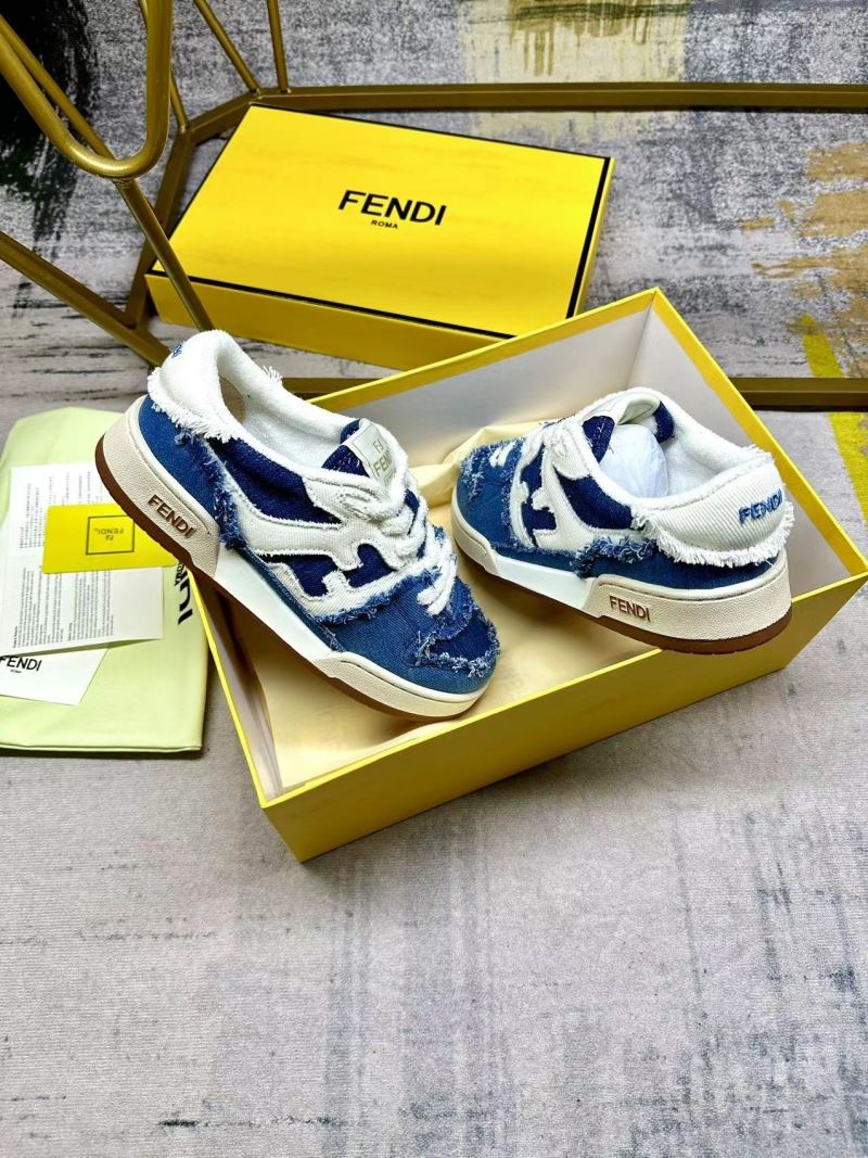 Fendi Low Shoes